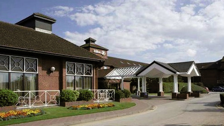 east-midlands-airport-hilton-hotel-exterior.jpg